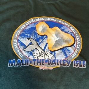 Vintage Gildan Maui- the Valley Isle T-shirt deep green shirt sleeve 100% cotton